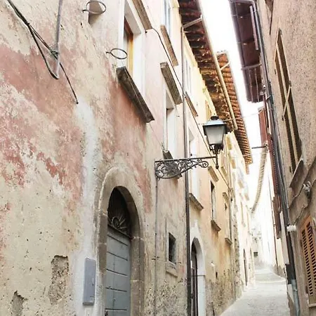 La Dimora Di Via San Francesco Дом отдыха Тальякоццо